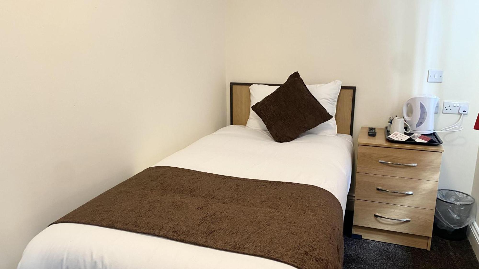 Russ Hill Hotel Charlwood Εξωτερικό φωτογραφία